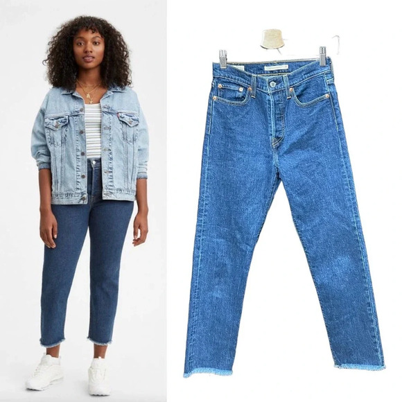 Levi's Wedgie Straight Fit Jeans in Below the Belt Medium Wash Size‎ 25 - Picture 1 of 13